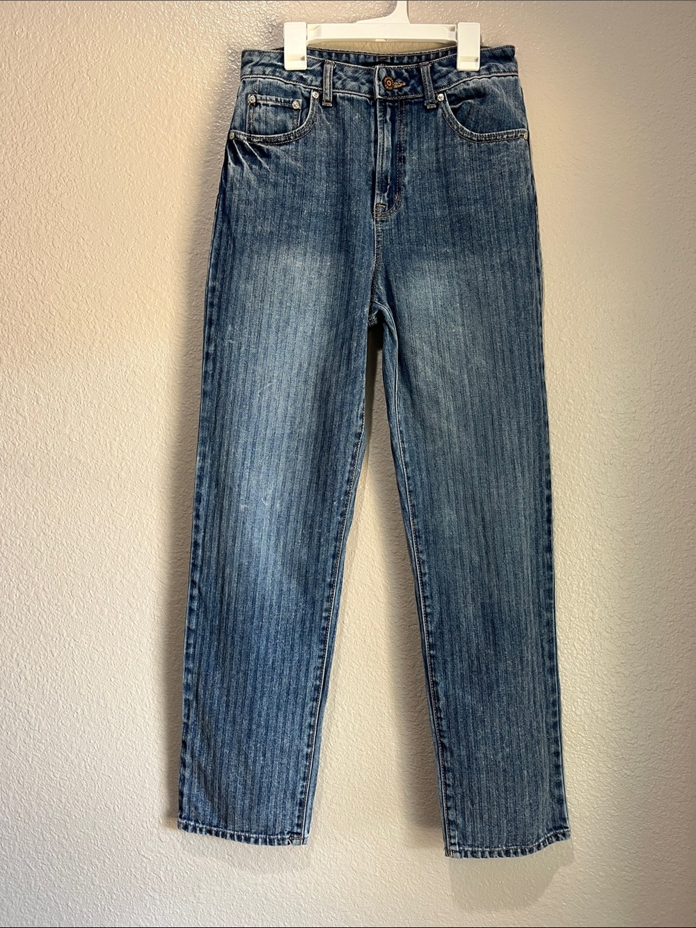 Sincerely Jules High-Rise Straight Jeans in Medium Blue Wash Sz 5/27 Casual